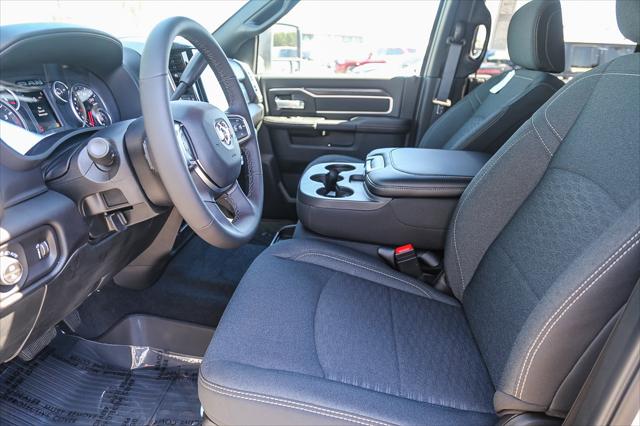 2026 Ram 3500 Big Horn Crew Cab 4x4 8 Box
