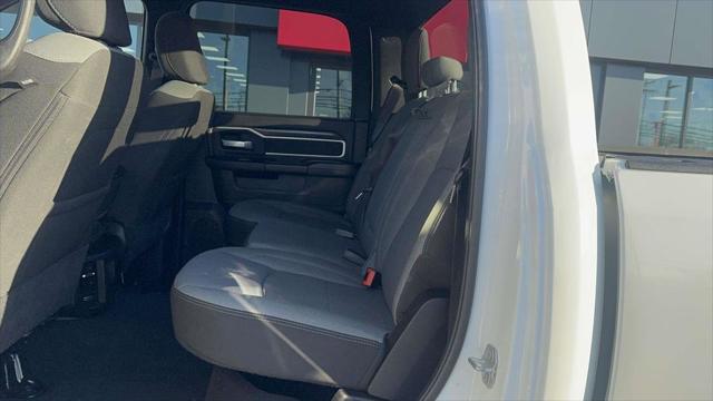 2024 Ram 3500 Big Horn Crew Cab 4x4 8 Box
