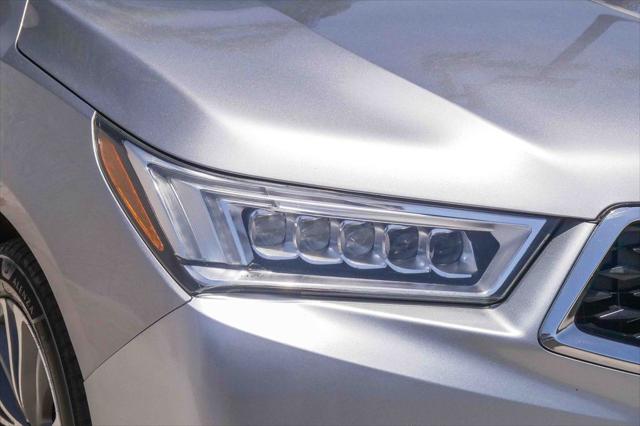 2017 Acura MDX w/Technology Package