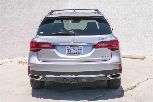 2017 Acura MDX w/Technology Package