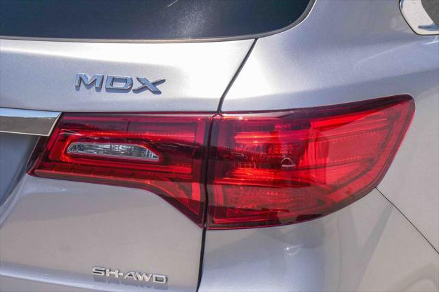2017 Acura MDX w/Technology Package