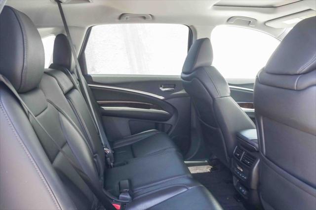 2017 Acura MDX w/Technology Package