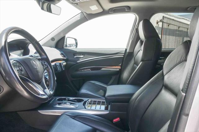 2017 Acura MDX w/Technology Package