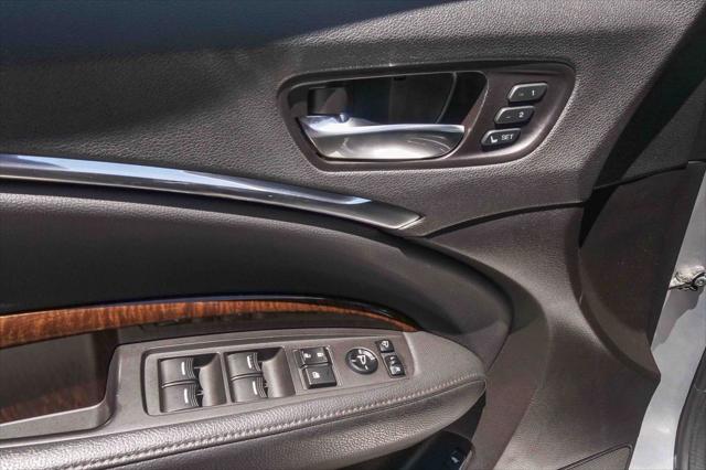 2017 Acura MDX w/Technology Package