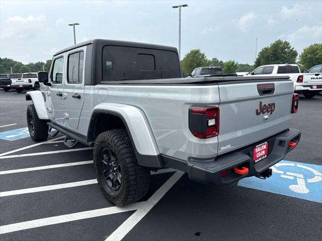 2023 Jeep Gladiator Sport