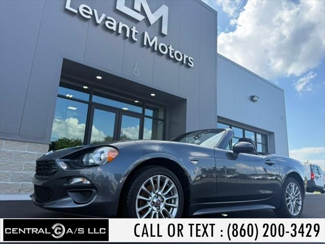 2018 Fiat 124 Spider Classica for sale in East Windsor, CT