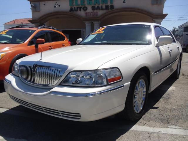 2007 Lincoln Town Car Signature Limited for sale in Hawethorne, CA