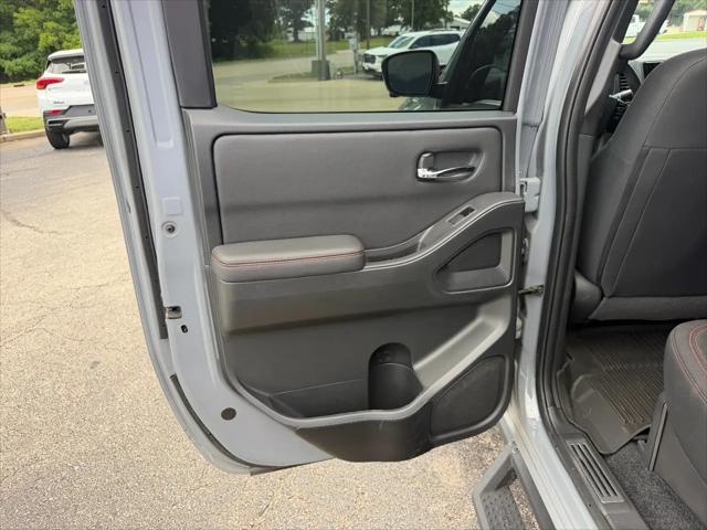 2023 Nissan Frontier Crew Cab PRO-4X 4x4