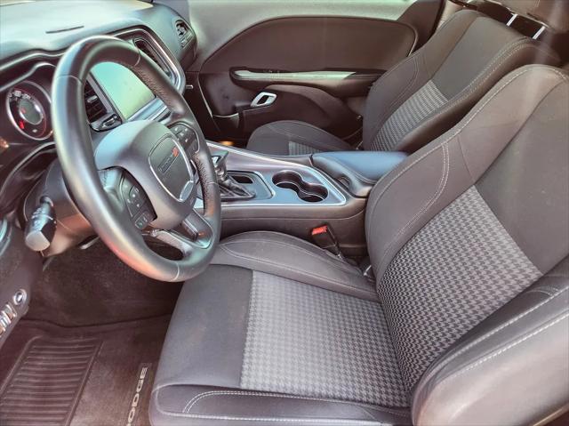 2015 Dodge Challenger SXT
