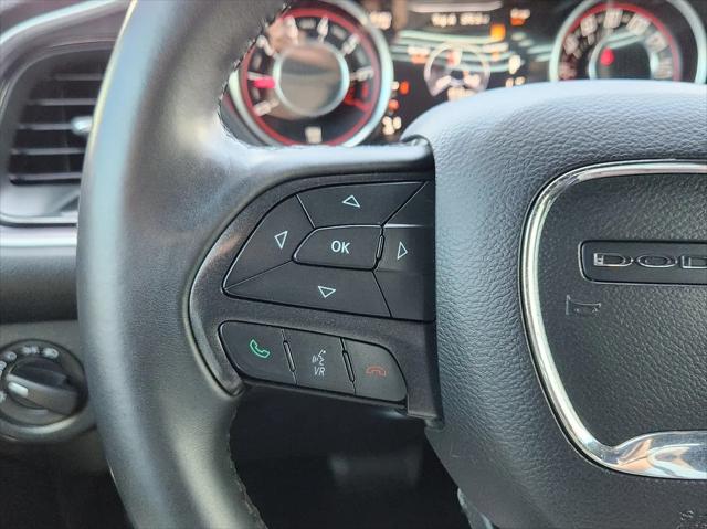 2015 Dodge Challenger SXT