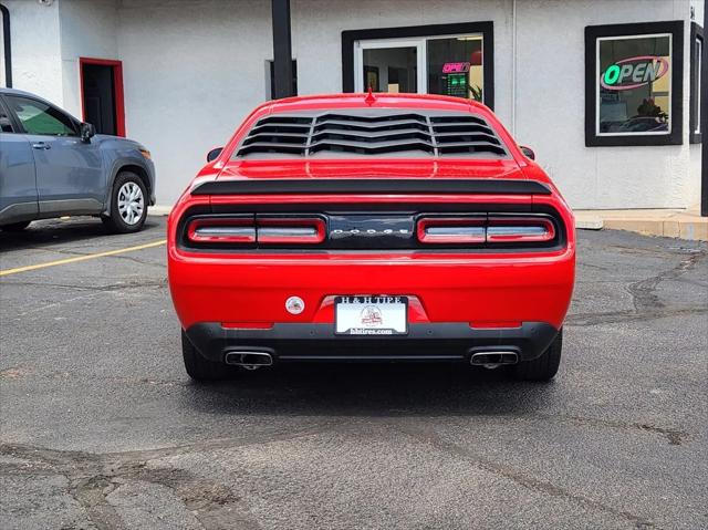 2015 Dodge Challenger SXT
