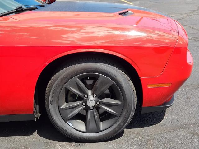2015 Dodge Challenger SXT