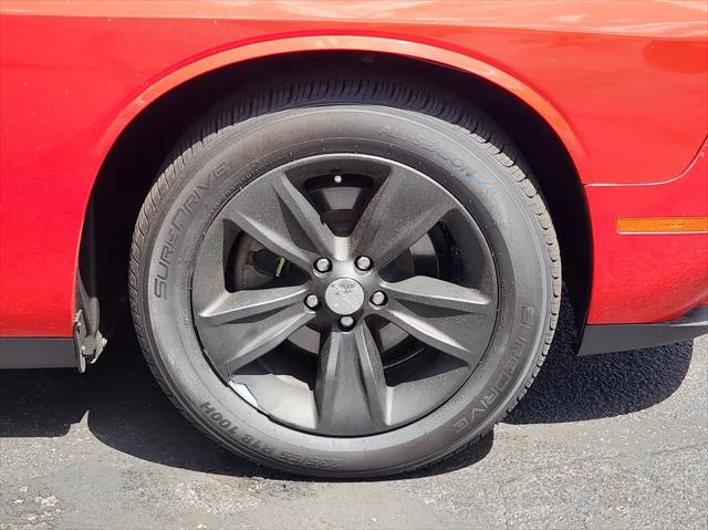 2015 Dodge Challenger SXT