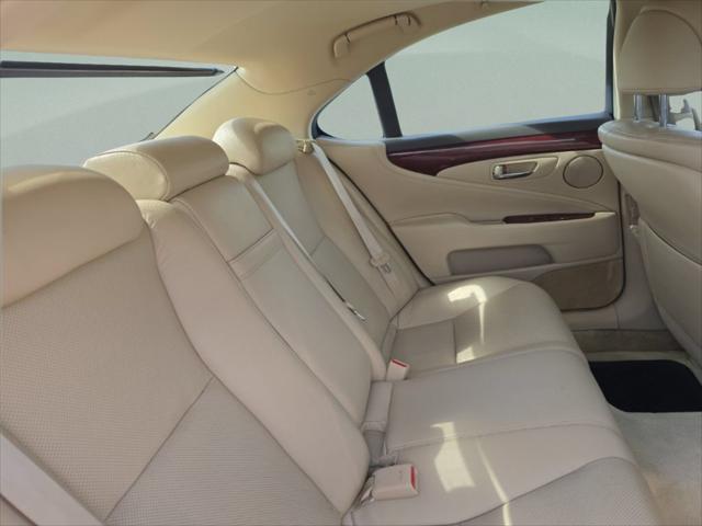 2012 Lexus LS 460 4dr Sdn RWD