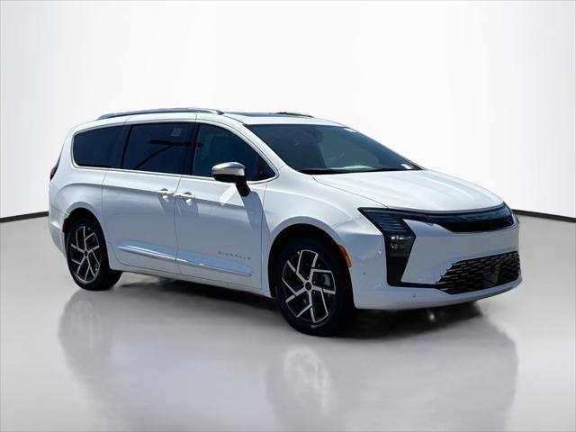 2027 Chrysler Pacifica Pinnacle for sale in Fernley, NV