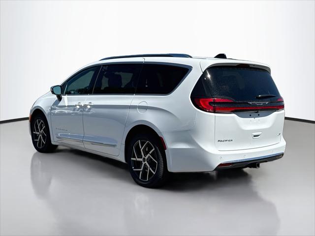 2027 Chrysler Pacifica Pinnacle