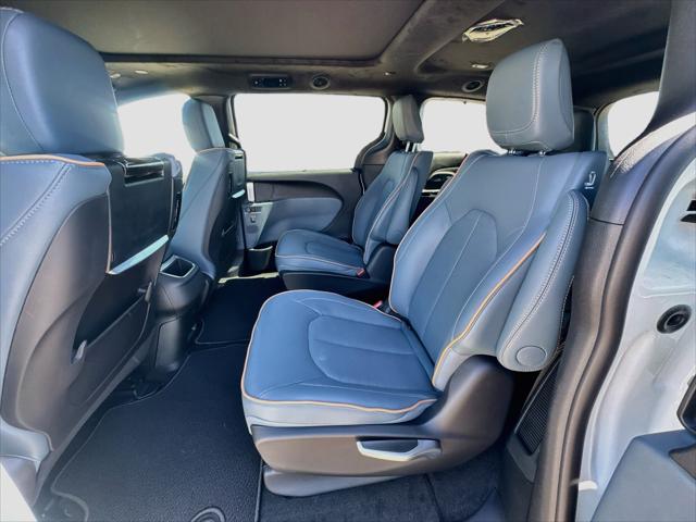 2027 Chrysler Pacifica Pinnacle