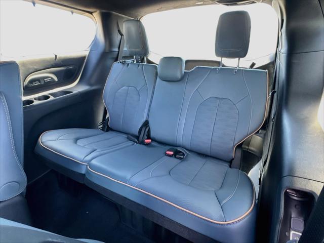 2027 Chrysler Pacifica Pinnacle
