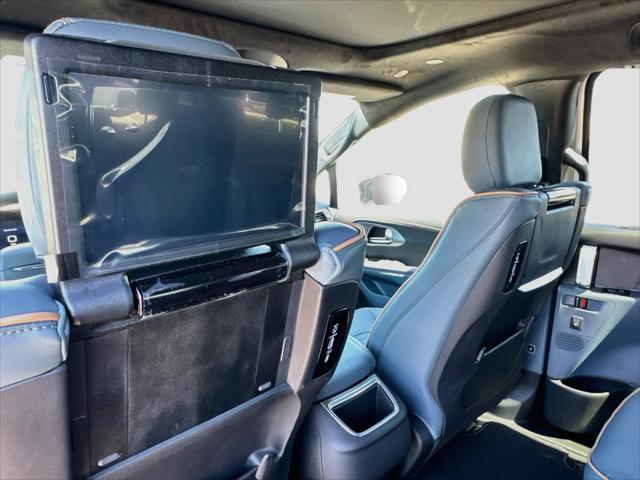 2027 Chrysler Pacifica Pinnacle