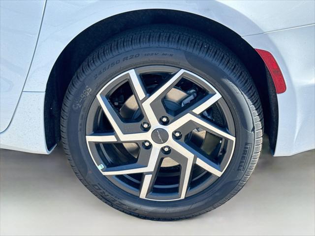 2027 Chrysler Pacifica Pinnacle