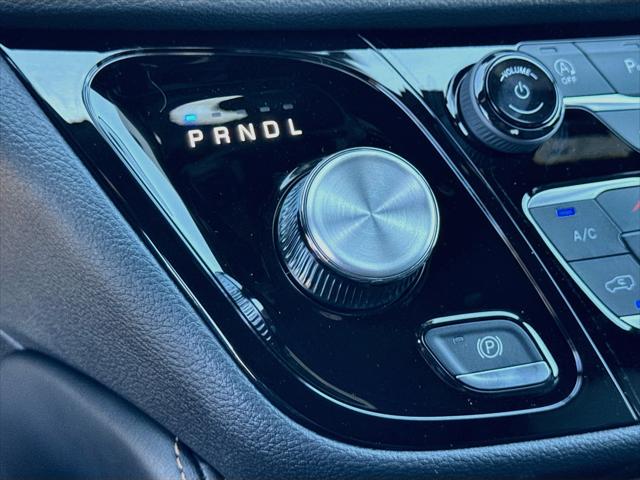 2027 Chrysler Pacifica Pinnacle