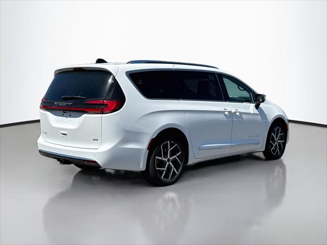 2027 Chrysler Pacifica Pinnacle