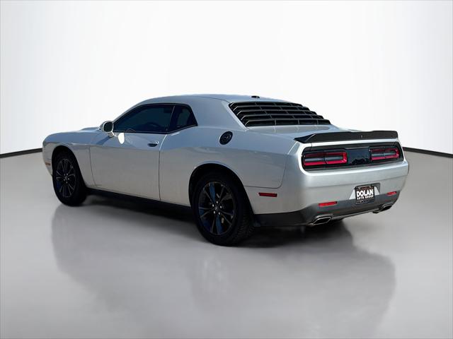 2021 Dodge Challenger SXT AWD