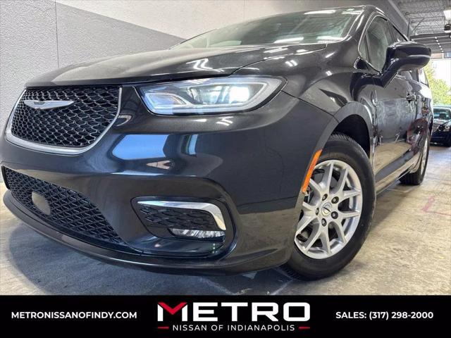 2022 Chrysler Pacifica Touring L for sale in Indianapolis, IN