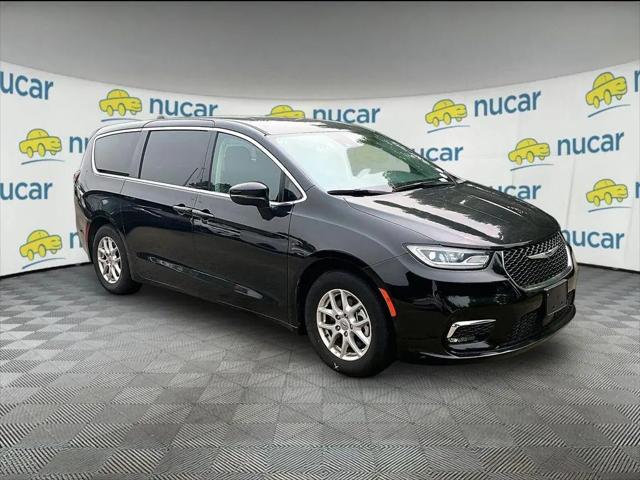 2023 Chrysler Pacifica Touring L for sale in Norwood, MA