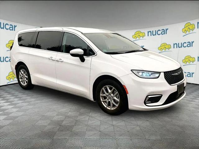 2023 Chrysler Pacifica Touring L for sale in Norwood, MA