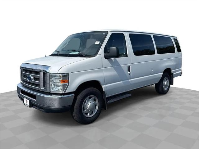 2012 Ford E-350 Super Duty XLT for sale in Elburn, IL