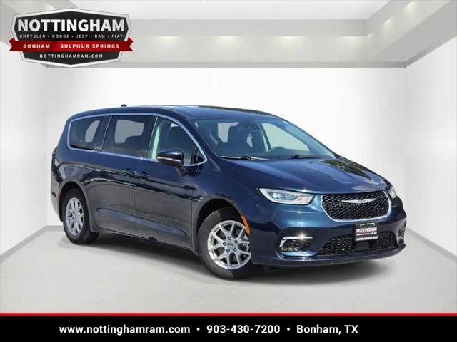 2023 Chrysler Pacifica Touring L for sale in Bonham, TX