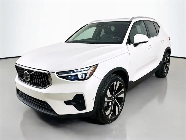 2024 Volvo XC40 B5 Plus Bright Theme for sale near Dublin, OH