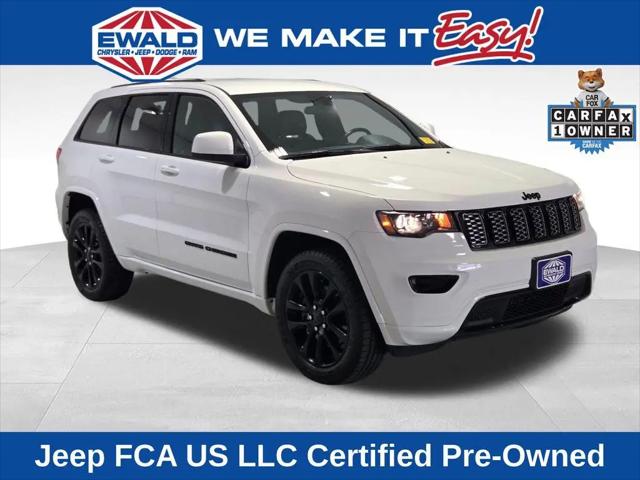 2021 Jeep Grand Cherokee Laredo X 4x4 for sale in Oconomowoc, WI