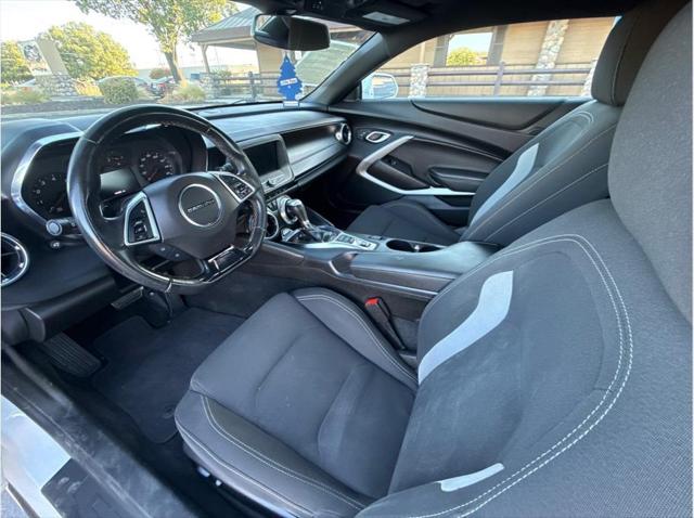 2020 Chevrolet Camaro RWD Coupe LT1