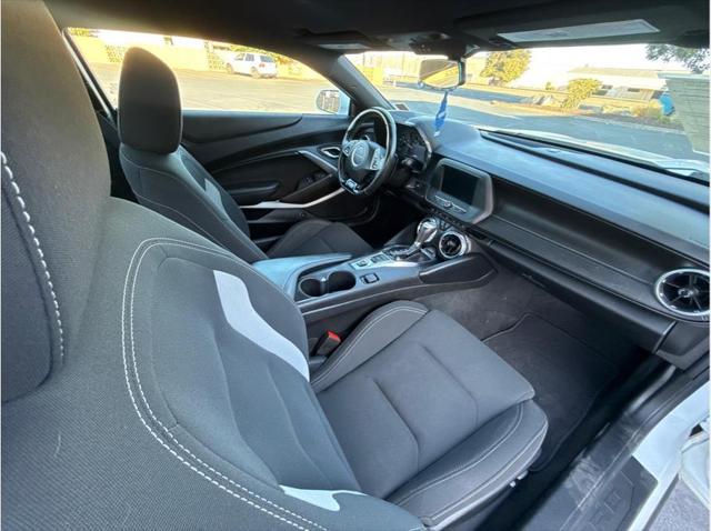 2020 Chevrolet Camaro RWD Coupe LT1
