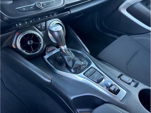 2020 Chevrolet Camaro RWD Coupe LT1