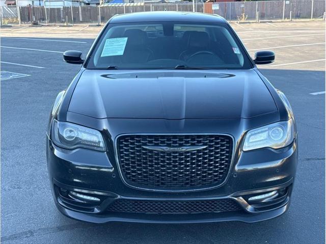 2021 Chrysler 300 Touring L
