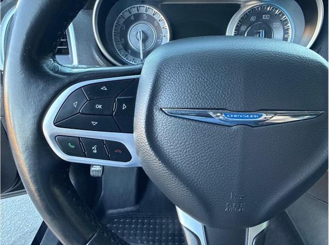 2021 Chrysler 300 Touring L