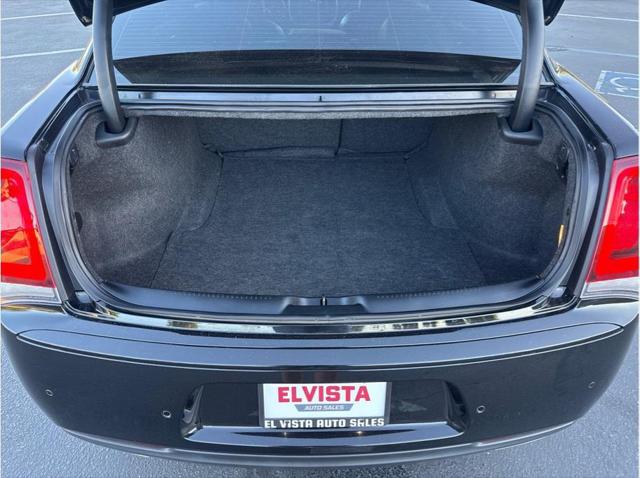 2021 Chrysler 300 Touring L