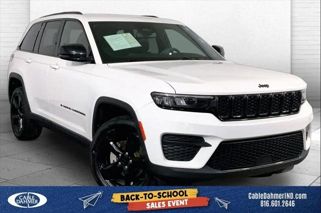 2023 Jeep Grand Cherokee Altitude 4x4 for sale in Independence, MO
