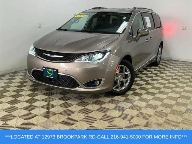 2018 Chrysler Pacifica Limited for sale in Parma, OH