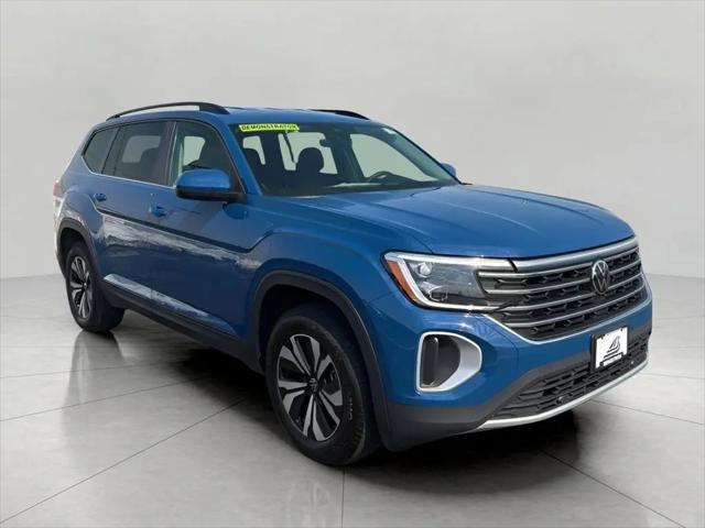 2025 Volkswagen Atlas 2.0T SE for sale in Green Bay, WI