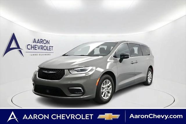 2025 Chrysler Pacifica Select for sale in Lake Elsinore, CA