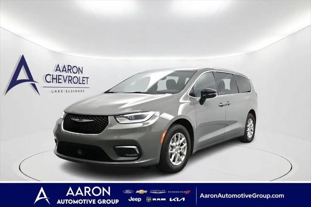 2025 Chrysler Pacifica Select for sale in Lake Elsinore, CA