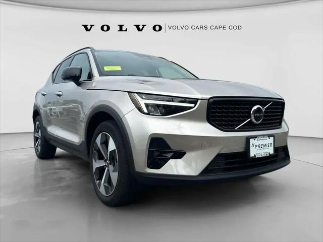 2023 Volvo XC40 B5 Plus Dark Theme for sale in Hyannis, MA