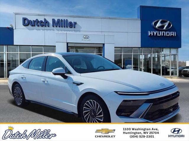 2025 Hyundai Sonata Hybrid Limited for sale in Huntington, WV