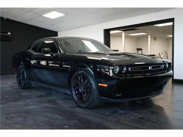 2016 Dodge Challenger SXT for sale in Fresno, CA