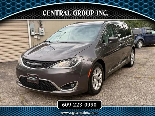 2017 Chrysler Pacifica Touring-L for sale in Robbinsville, NJ