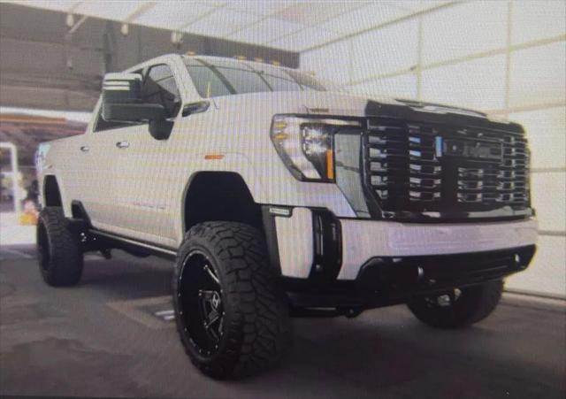 2024 GMC Sierra 2500HD 4WD Crew Cab Standard Bed Denali Ultimate for sale in Columbia, IL